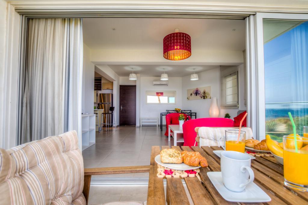 Beachfront Trident Πρωταράς Εξωτερικό φωτογραφία