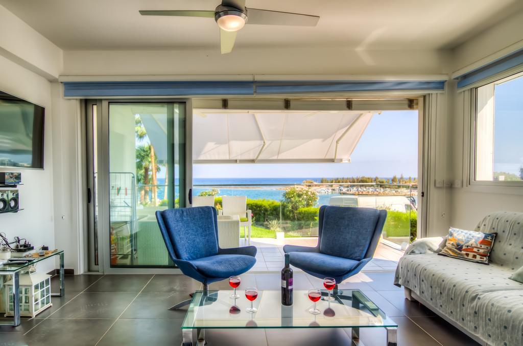 Beachfront Trident Πρωταράς Εξωτερικό φωτογραφία