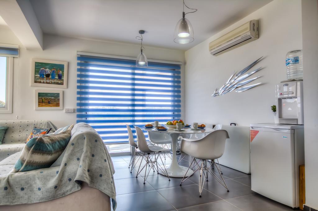 Beachfront Trident Πρωταράς Εξωτερικό φωτογραφία
