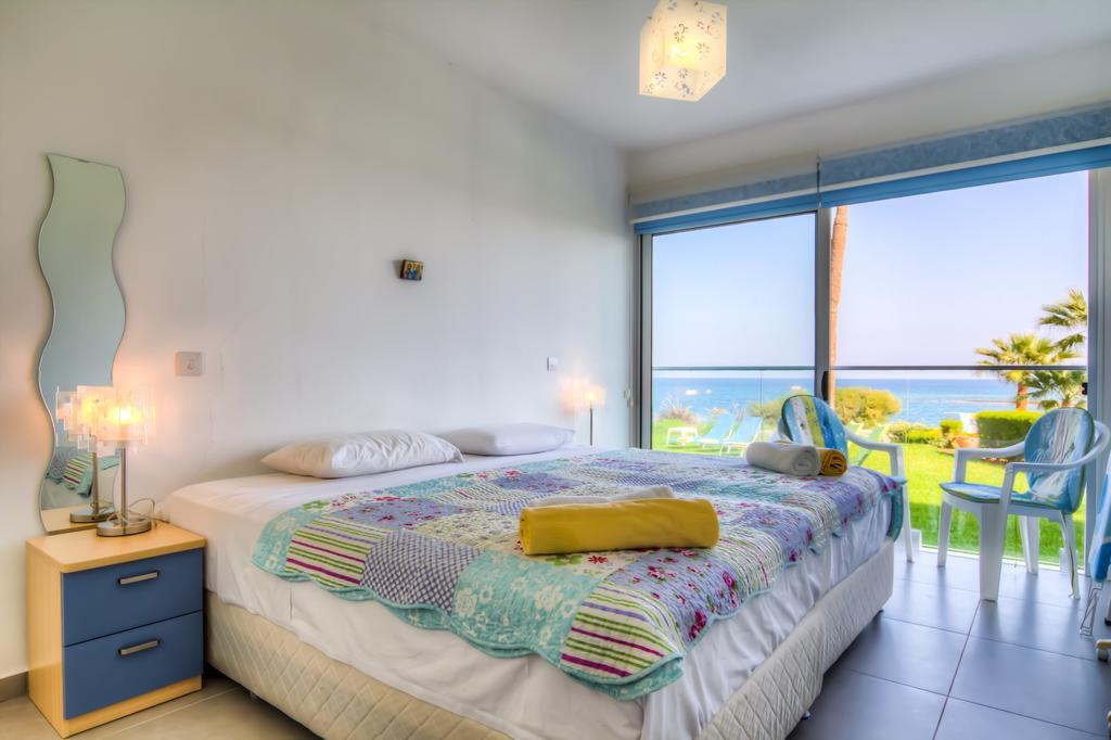 Beachfront Trident Πρωταράς Εξωτερικό φωτογραφία